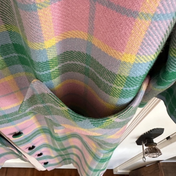 Vintage 100% wool lightweight plaid belted trench coat — truly one of a kind! - Picture 7 of 15